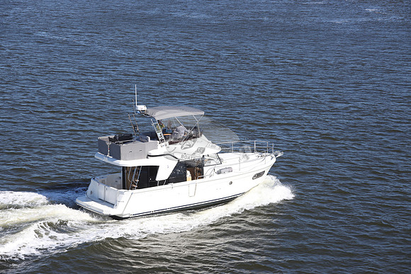BENETEAU SWIFT TRAWLER35.18