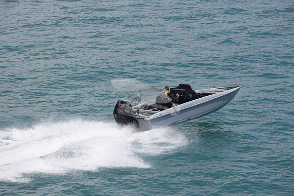 apba.powerboat pr.gray.merc 300.08