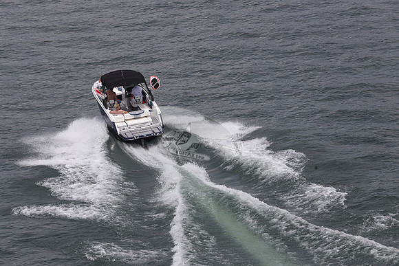 chaparral.28 blue hull.6074