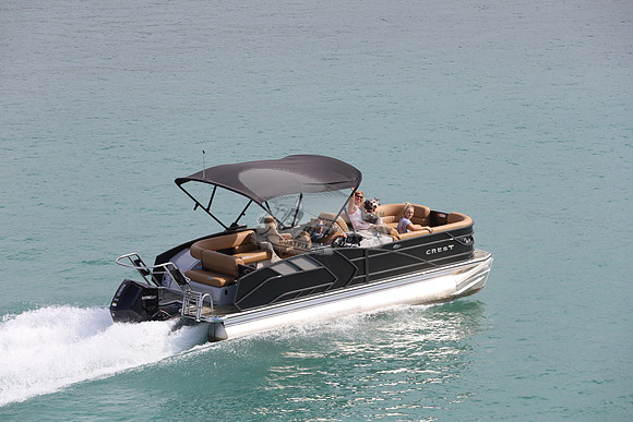 crest 230.black hull.2589