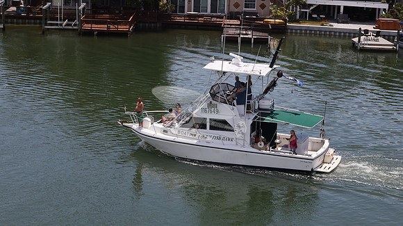 1167649.RV FISH HAWK.ST PETE FL.09