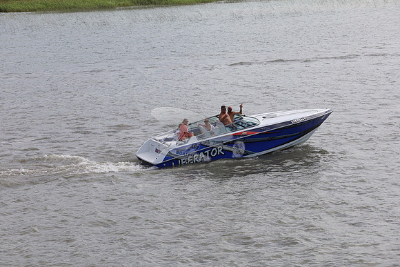 55ez5261.rough water.2834