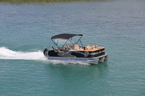 crest 230.black hull.2594