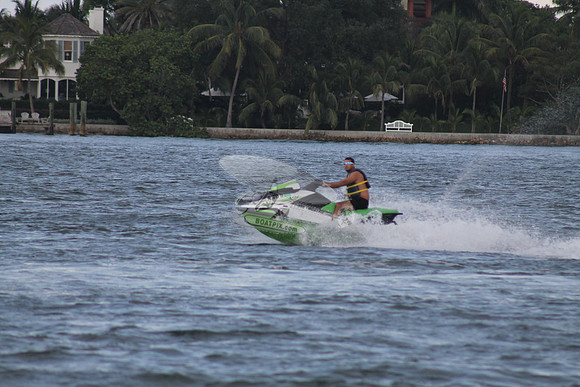 FL1697TE.06
