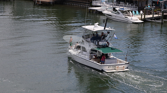 1167649.RV FISH HAWK.ST PETE FL.16