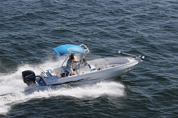 Concept 23.white.blue.black.06