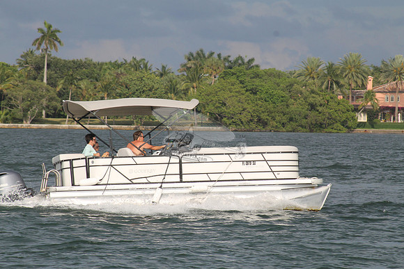 FL0979SU.03