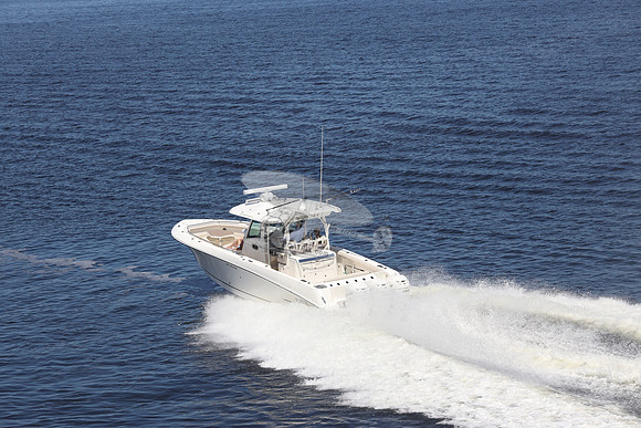boston whaler.350 outrage.3 merc.07
