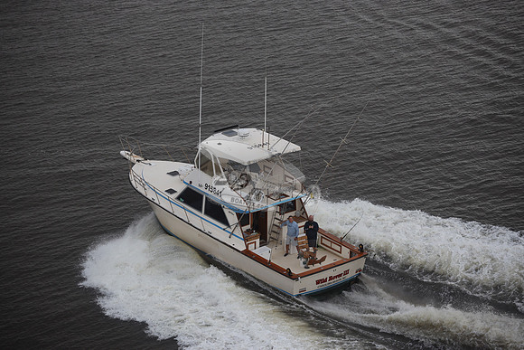 915841.WILD ROVER III.1214