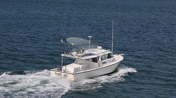 1150151.FISHIN OFF.05