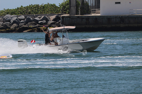 FL7209BH.1