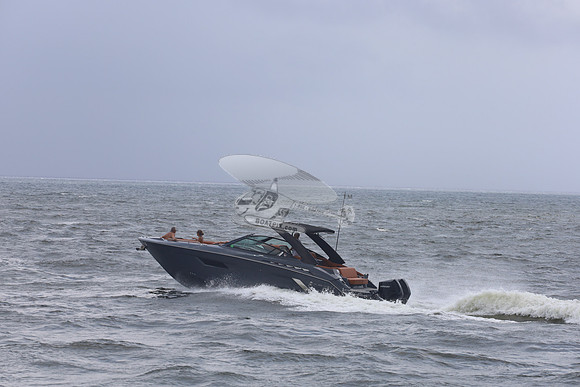 cruisers yachts.2 merc 300.gray hull.0539