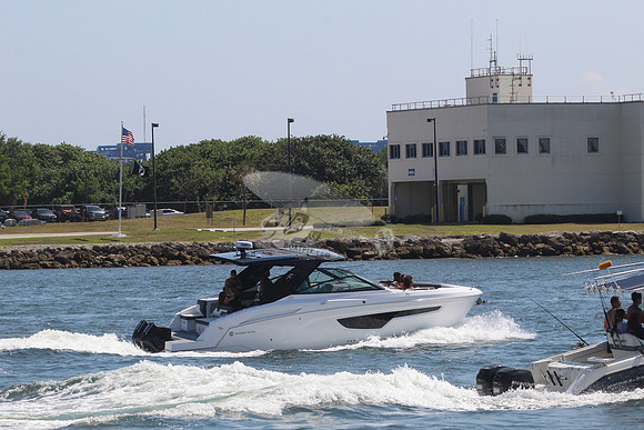 34 GLS.CRUISERS34.1