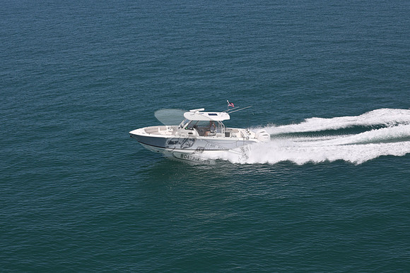 ADVENTURE US.CAPE CORAL FL.PURSUIT.36