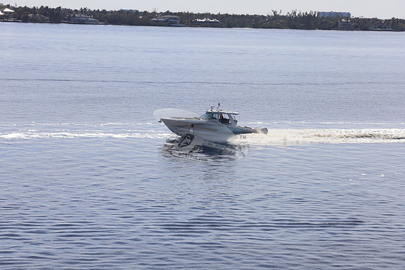 Boston Whaler 420 outrage.punta gorda.05