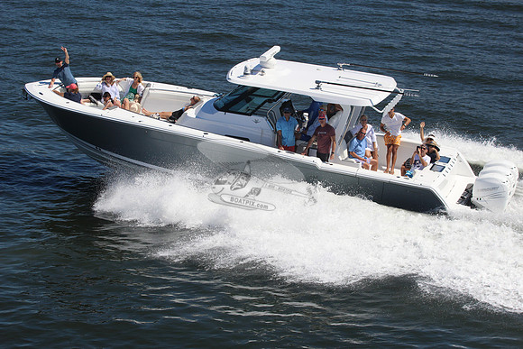 bertram.3 merc 400.5847