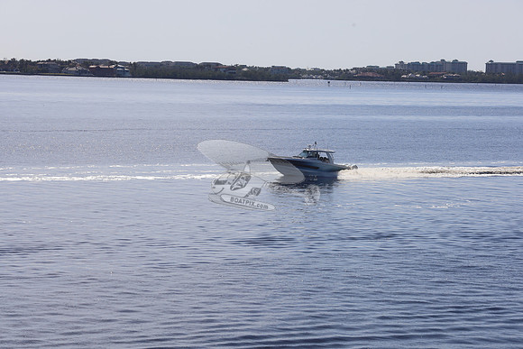 Boston Whaler 420 outrage.punta gorda.01