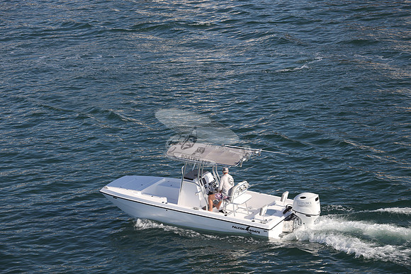 falcon boats. suzuki 150.0126