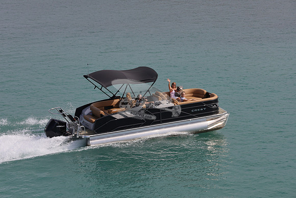 crest 230.black hull.2591