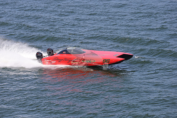 96.doug wright powerboats.10