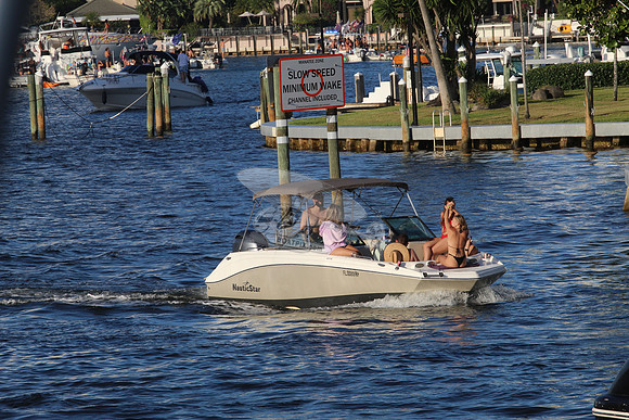 FL0089RY.8383