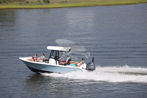 NC3454EX.SEA HUNT.5930