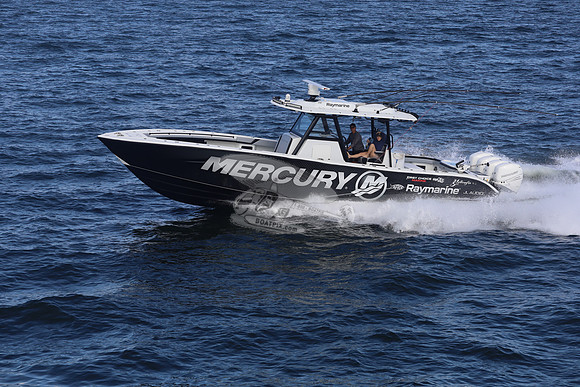 YELLOWFIN.MERCURY ON SIDE.17