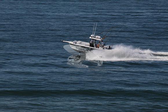 camo boat.2 suzuki.2