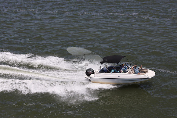 bayliner.190.21