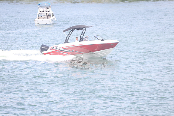 BAYLINER.RED.15