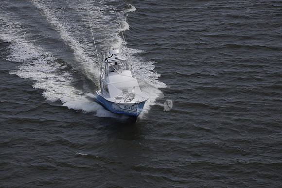 backin up.oregon inlet nc.9390