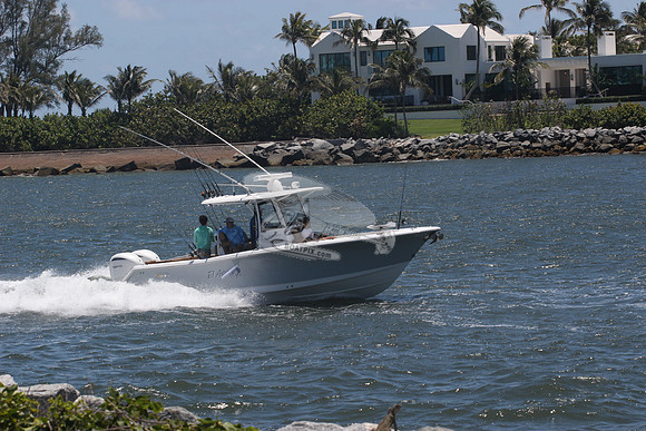 el artistico iii.sea hunt 30,0103