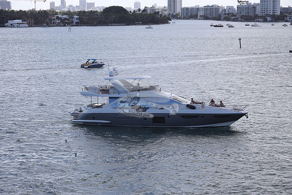 azimut.72.6929
