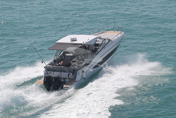 beneteau.flyer.10.2 merc.04