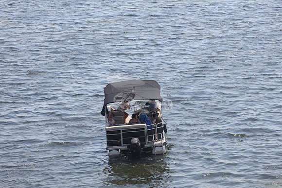 beachy boat rentals.06