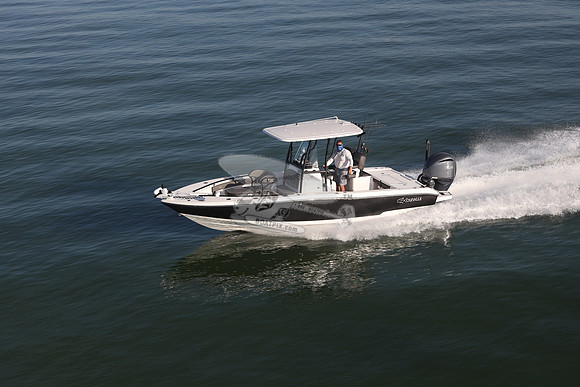 crevalle.26 hbw.black hull.9721