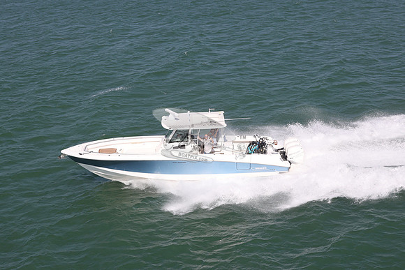 boston whaler.370 outrage.2341
