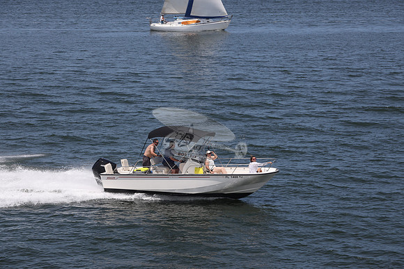 fl1400tj.real deal.boston whaler.16