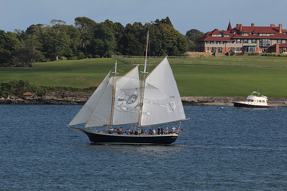 aquidneck.1