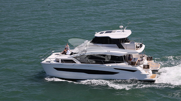 AQUILA YACHT.28