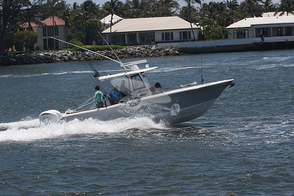 el artistico iii.sea hunt 30,0108