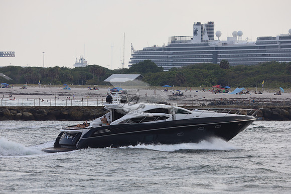 ALL IN.JENSEN BCH FL.17