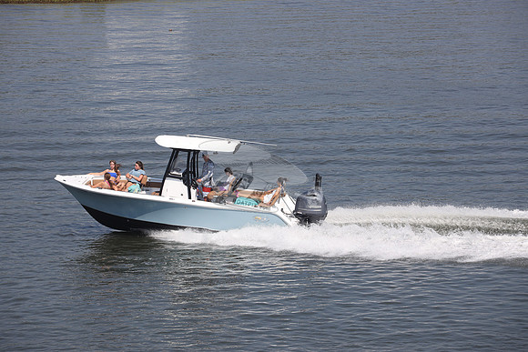 NC3454EX.SEA HUNT.5931