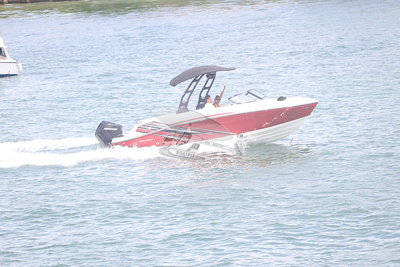 BAYLINER.RED.11