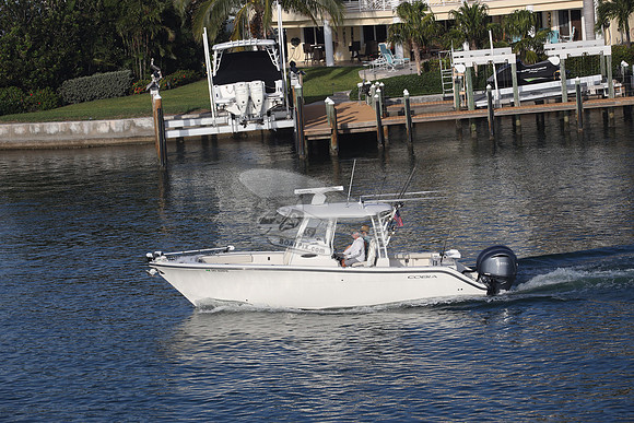 dl1331570.hooked one.n reddington beach.9694