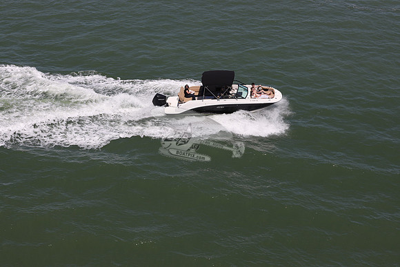 fl0649ru.4382
