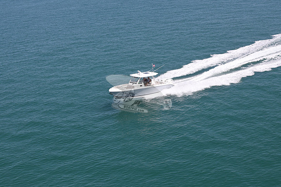 ADVENTURE US.CAPE CORAL FL.PURSUIT.47