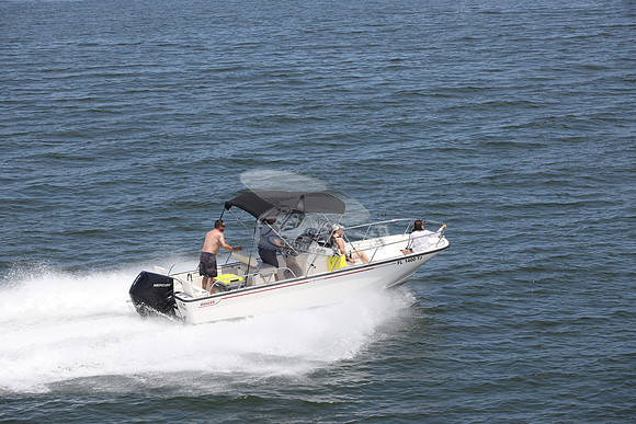 fl1400tj.real deal.boston whaler.11