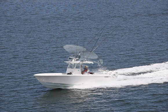 contender.white.3 yamaha.02