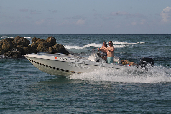FL0182EN.0008
